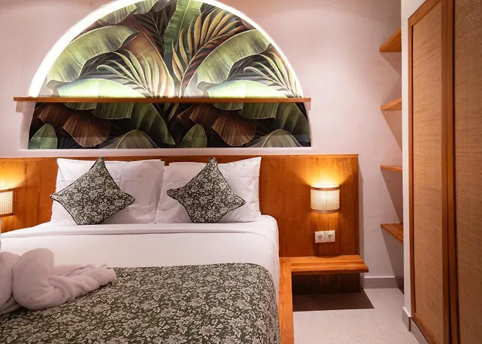 Hotel Tepi Segara *